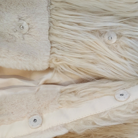 BCBGeneration FUN Faux Fur Jacket XL EUC - Picture 4 of 13